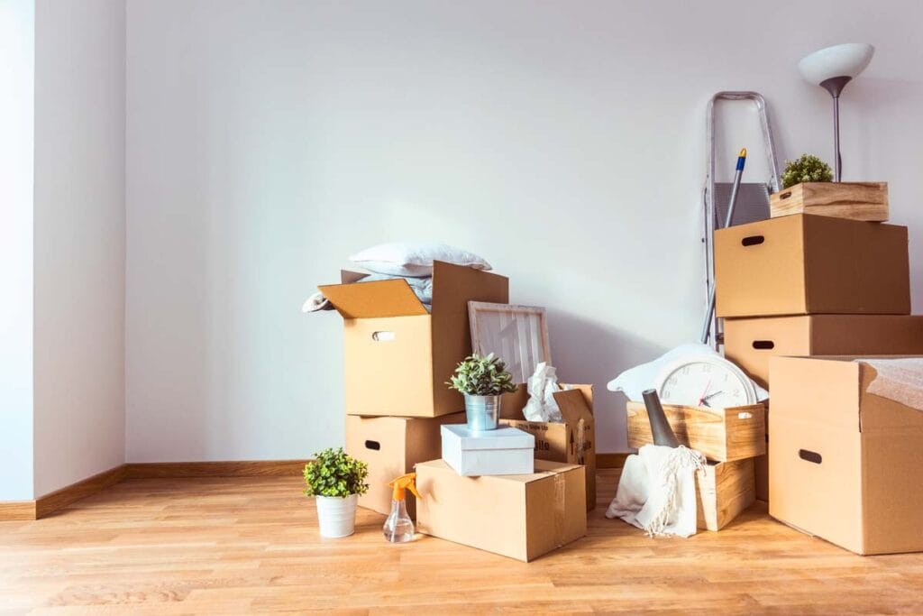 Organize your home on moving day- Tucson Arizona